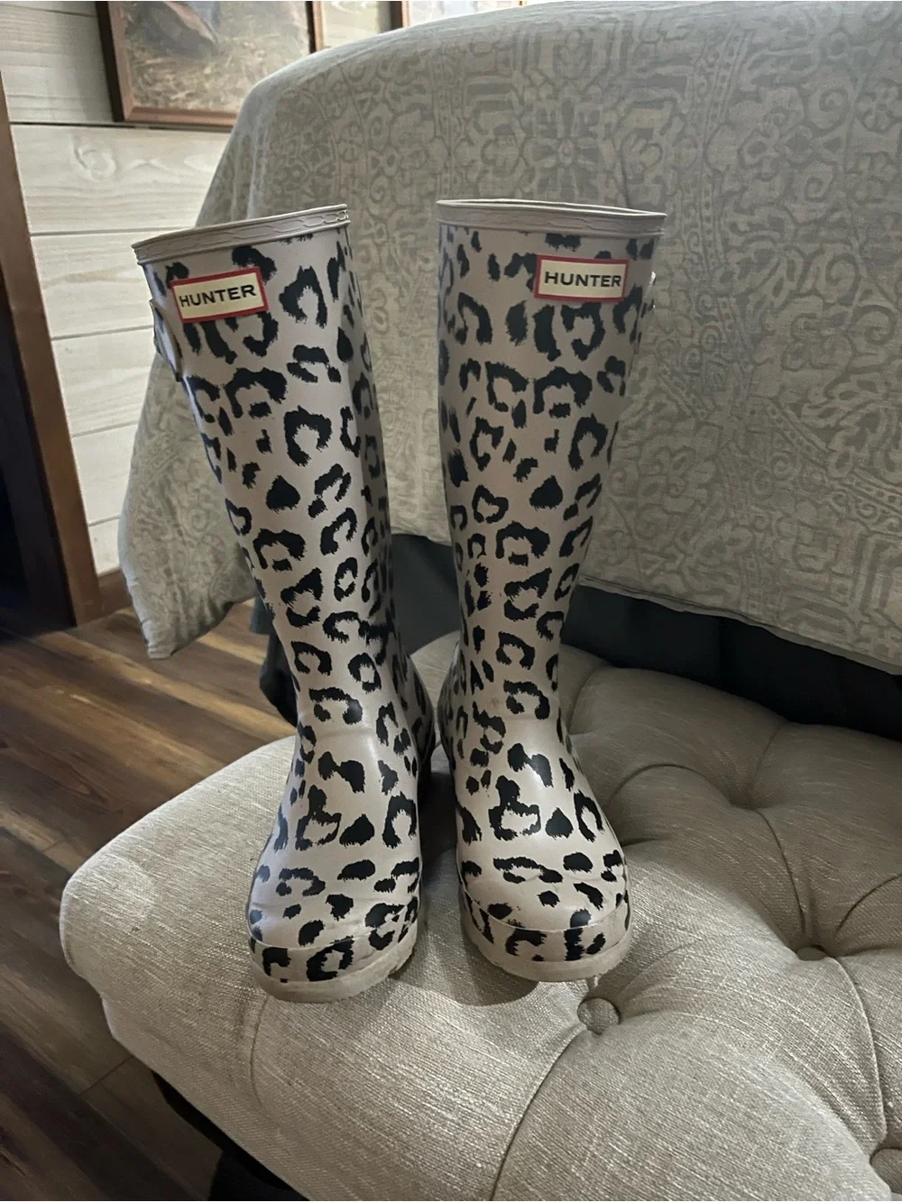Hunter Women's Tall Leopard-Print Rain Boots in White and Black